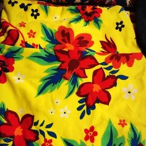 EUC TC2 Lularoe Leggings